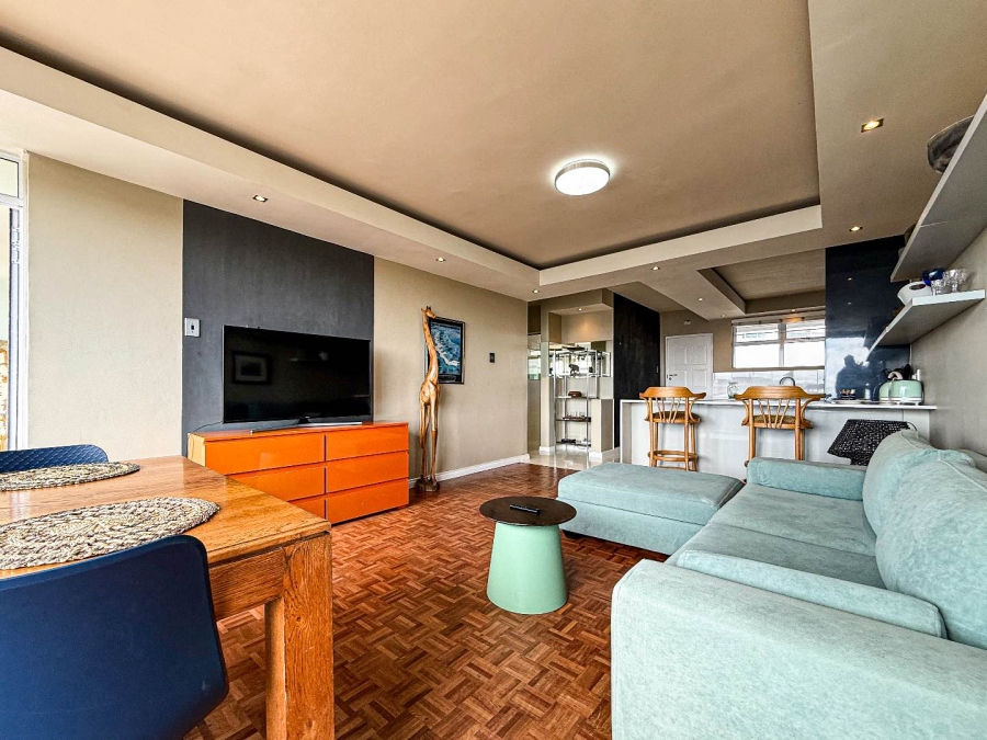 2 Bedroom Property for Sale in Green Point Western Cape